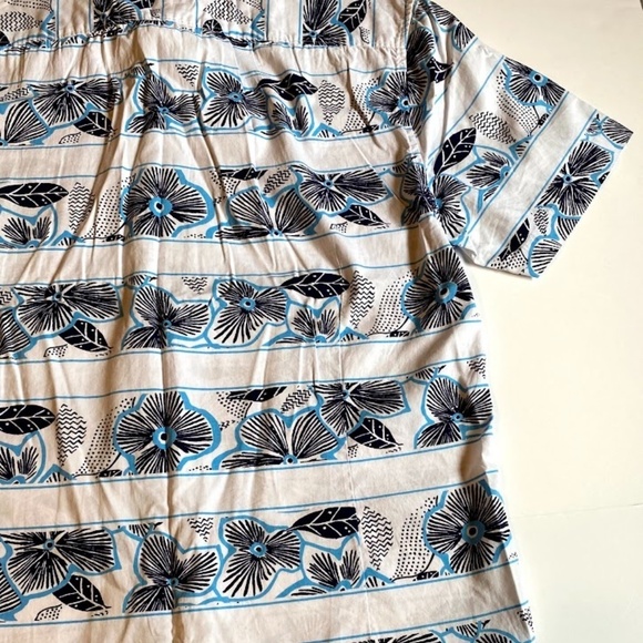 Amongst Others Mens Short Sleeve Shirt Size Large - Picture 4 of 16